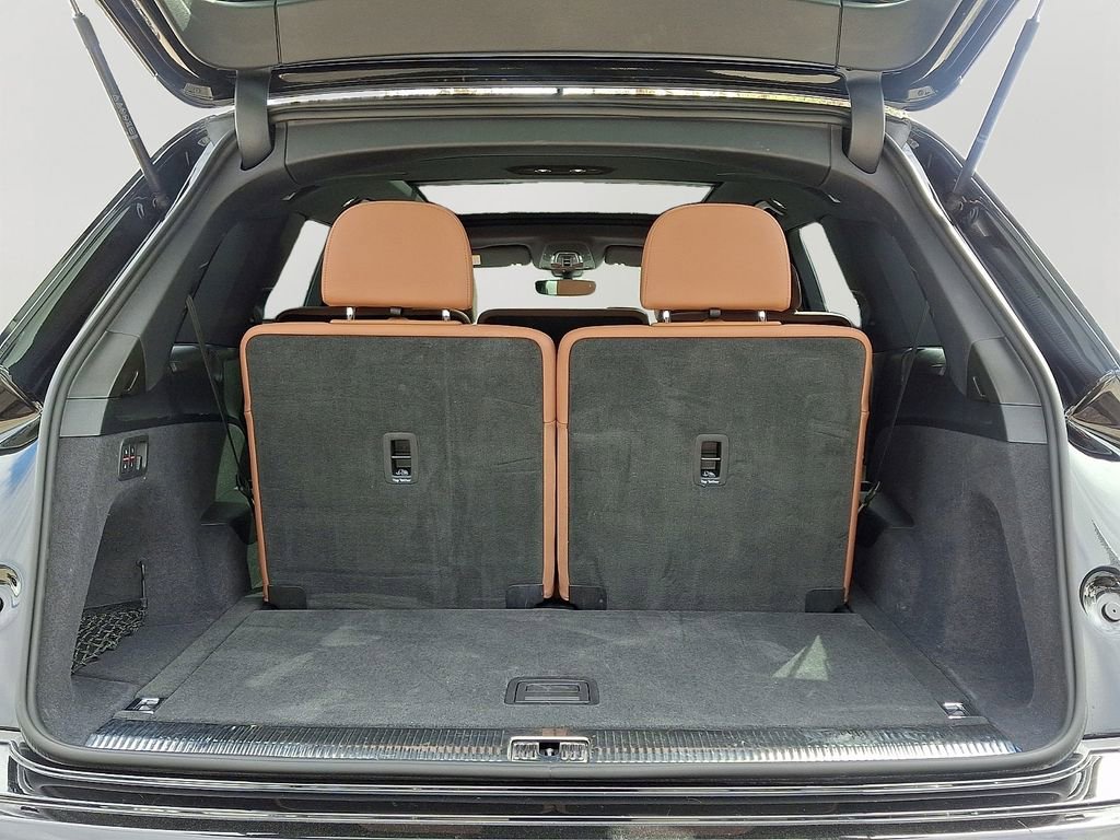 Used 2025 Audi Q7 3.0T Premium Plus image 28