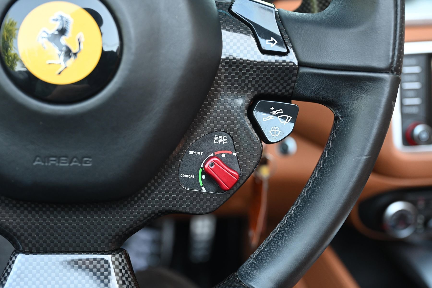 Used 2016 Ferrari California T RWD image 36