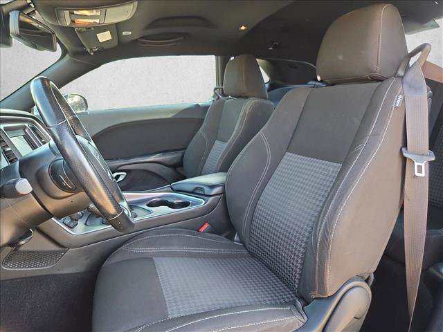 Used 2020 Dodge Challenger SXT w/ Blacktop Package RWD image 15