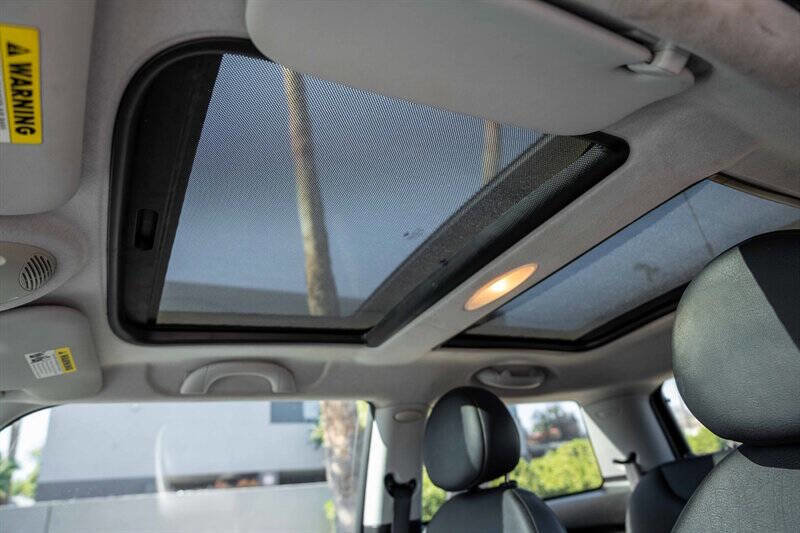 Used 2010 MINI Cooper S image 11