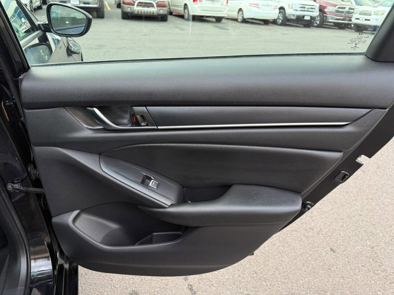 Used 2020 Honda Accord LX image 27