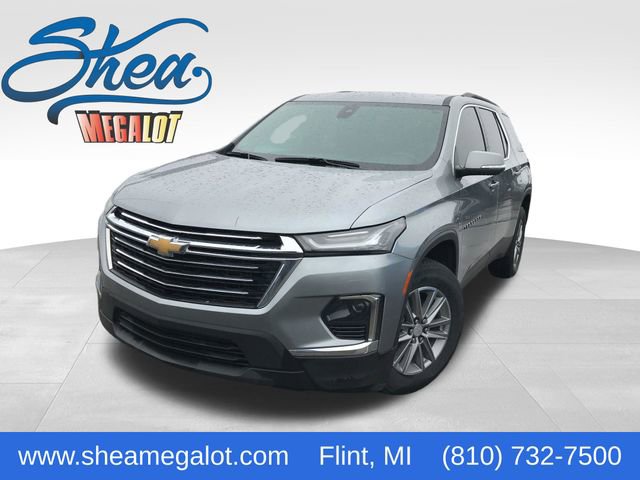 Used 2023 Chevrolet Traverse LT image 1