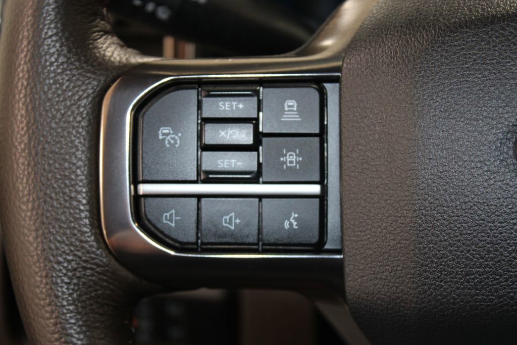 Used 2024 Ford F250 King Ranch w/ Chrome Package image 40