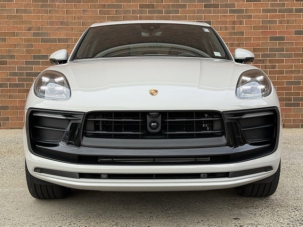 New 2026 Porsche Macan image 10