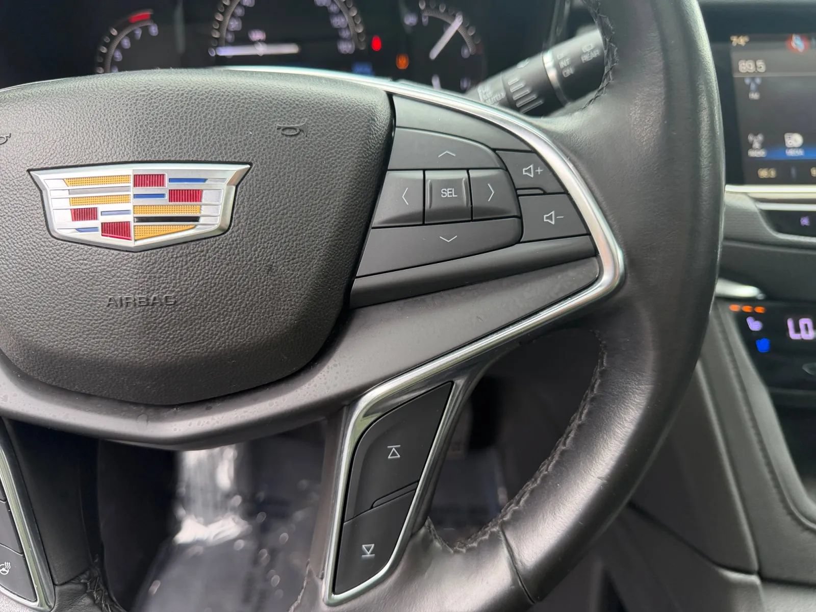 Used 2019 Cadillac XT5 Premium Luxury FWD image 20