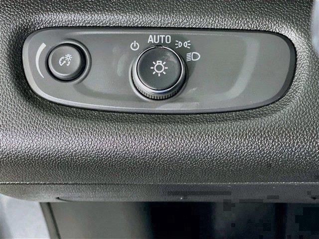 Certified 2024 Chevrolet Trax ACTIV w/ Driver Confidence Package FWD image 13