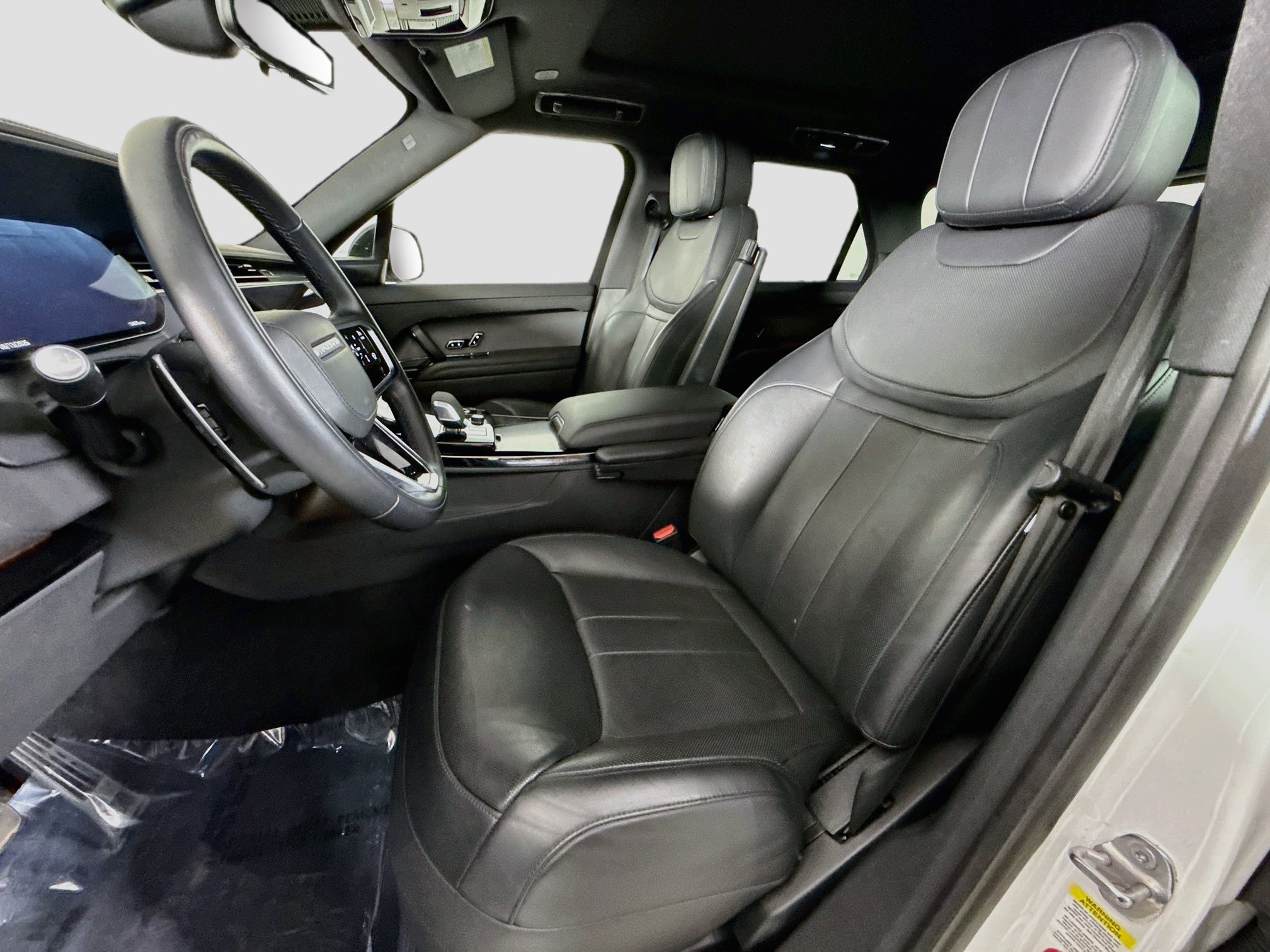 Used 2023 Land Rover Range Rover Sport SE AWD/4WD image 22