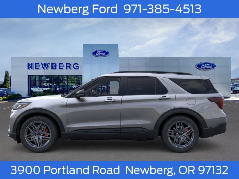 New 2026 Ford Explorer ST-Line w/ ST-Line Street Pack AWD/4WD image 5