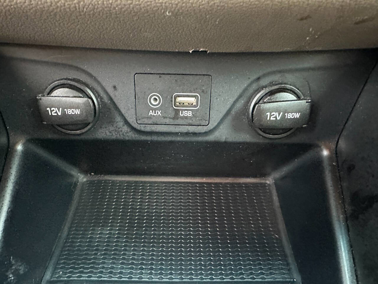 Used 2020 Hyundai Tucson SE image 30