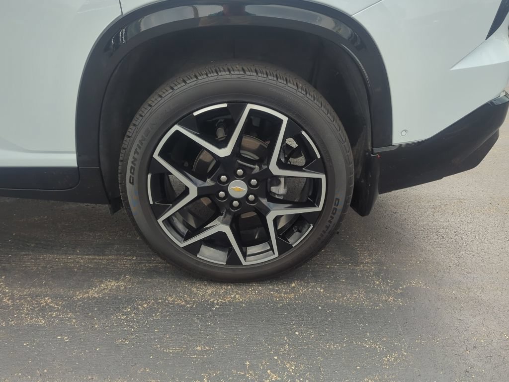 Certified 2026 Chevrolet Traverse High Country AWD/4WD image 12
