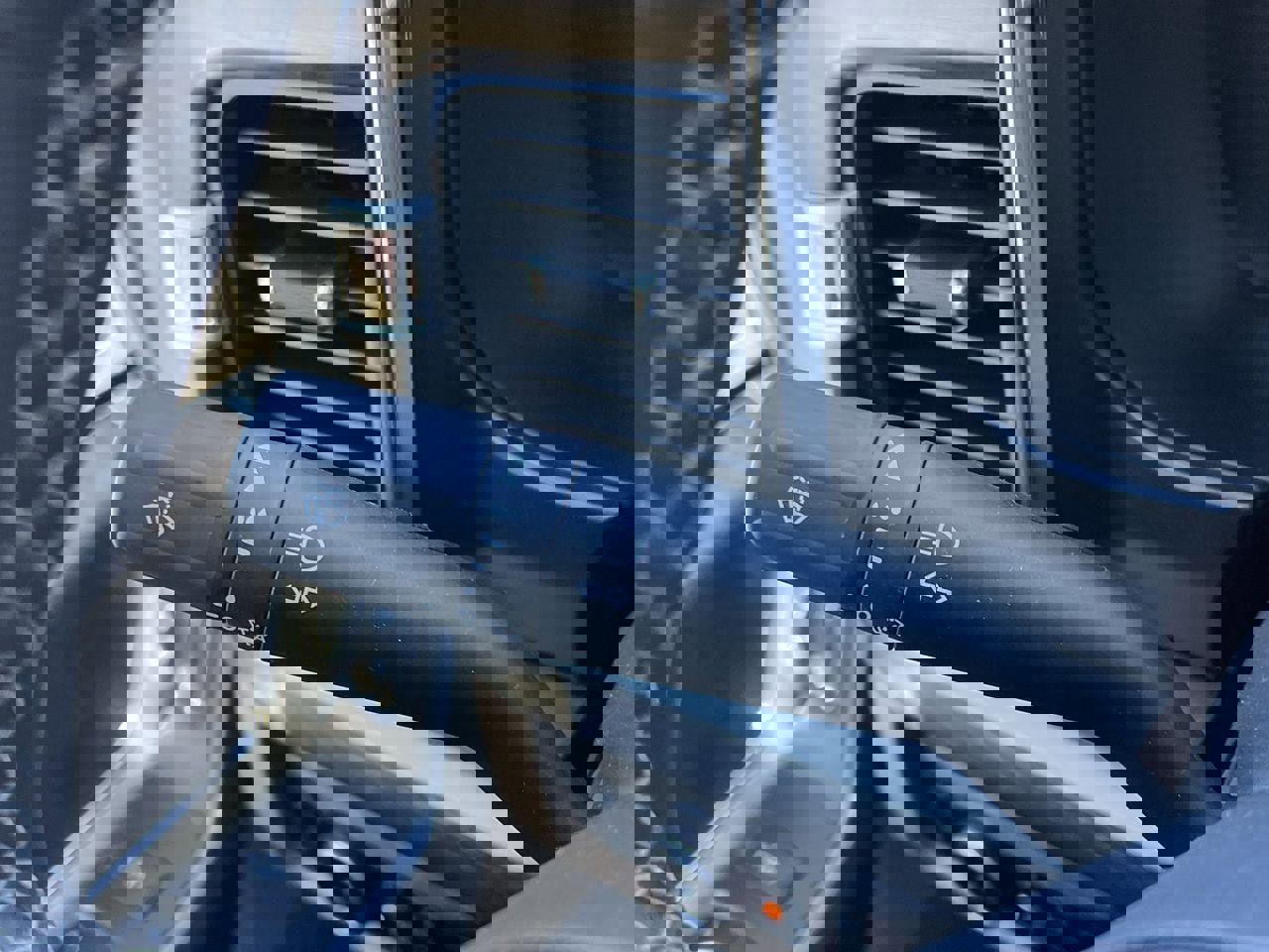 New 2026 Ford F350 Lariat w/ Chrome Package image 13