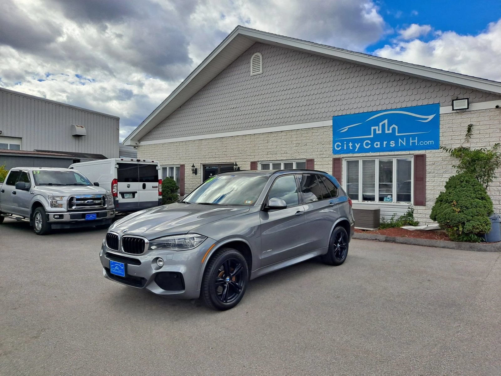 Used 2015 BMW X5 xDrive35d AWD/4WD image 1