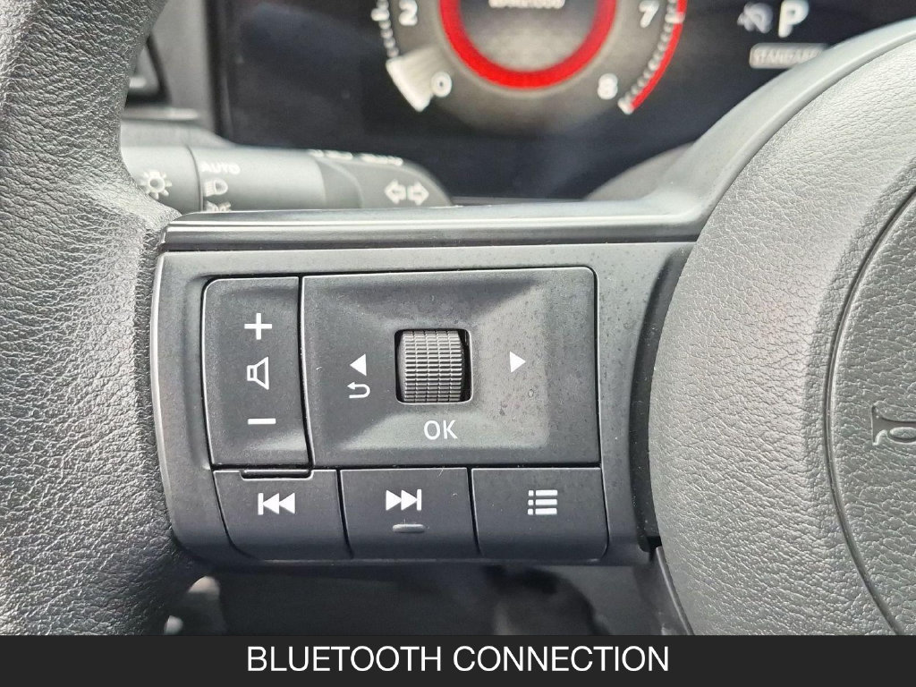 Certified 2026 Nissan Kicks SV FWD image 17