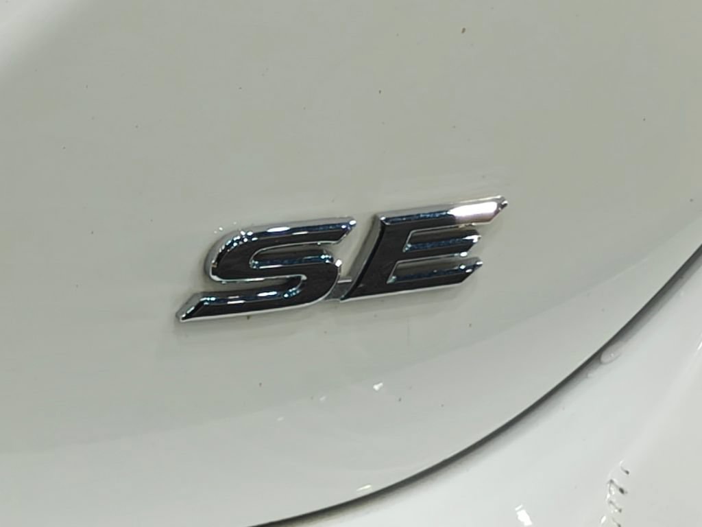 Used 2023 Toyota Camry SE FWD image 39