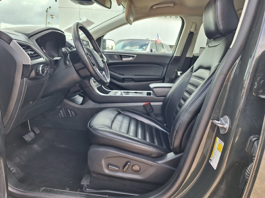 Used 2024 Ford Edge SEL AWD/4WD image 13