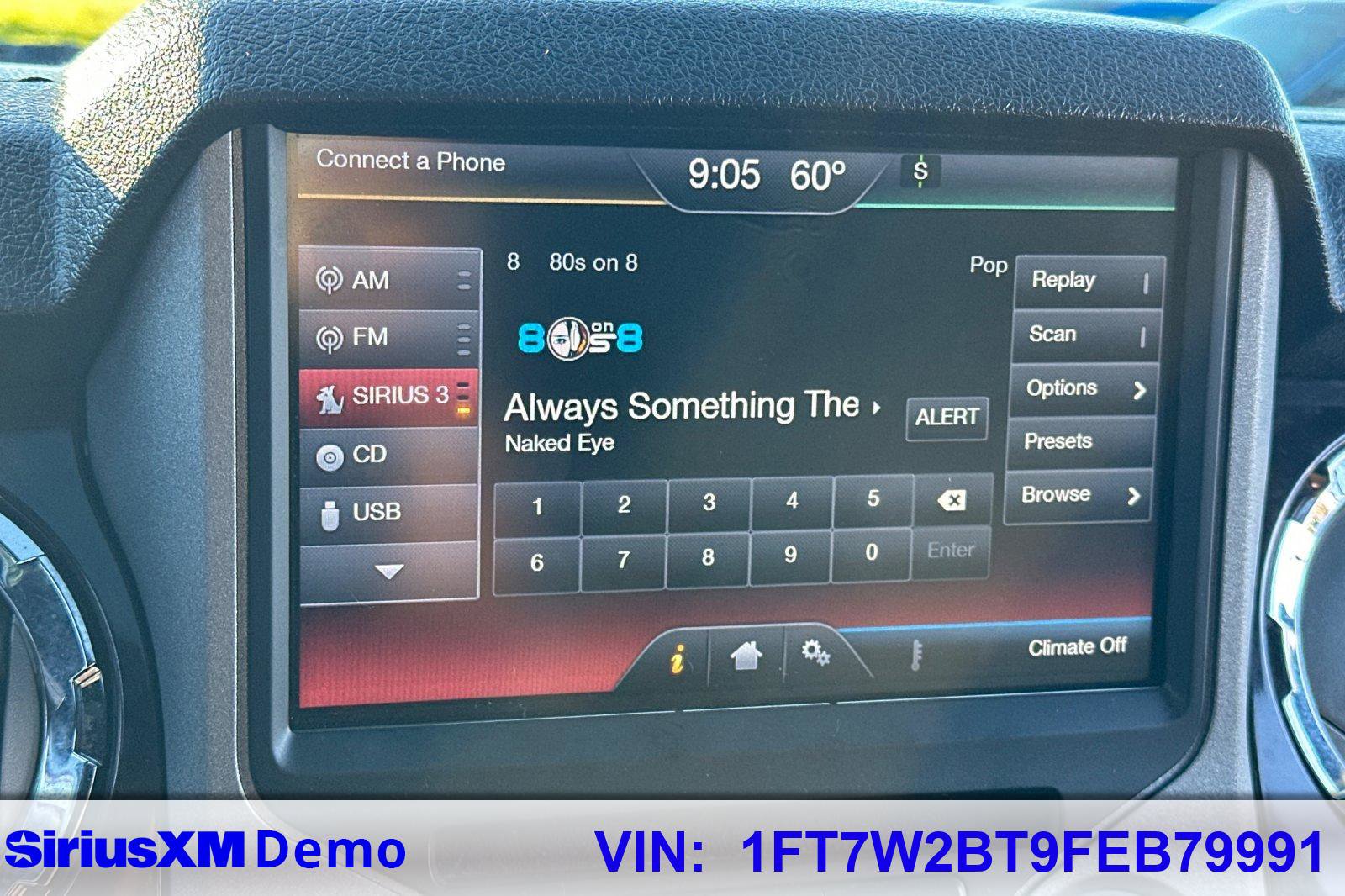 Used 2015 Ford F250 Platinum w/ FX4 Off-Road Package image 28