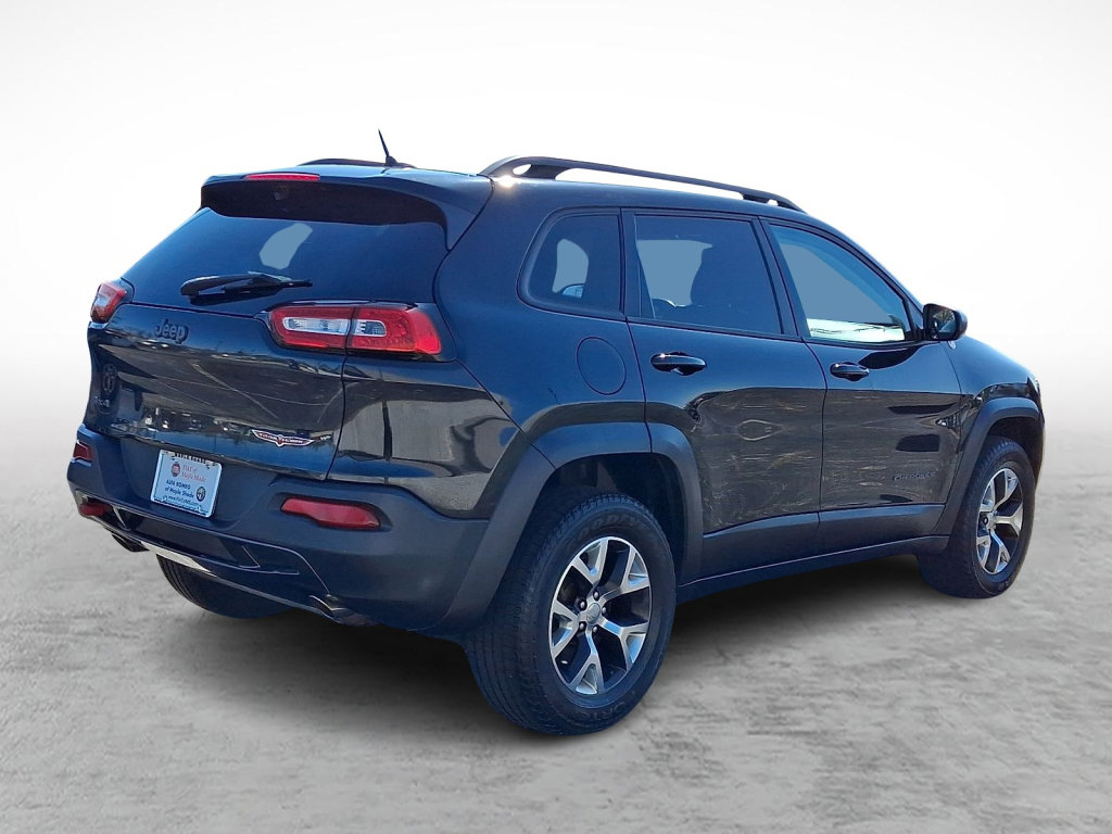 Used 2014 Jeep Cherokee Trailhawk image 5