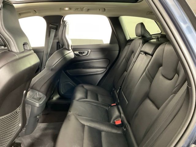 Certified 2025 Volvo XC60 B5 Plus image 35