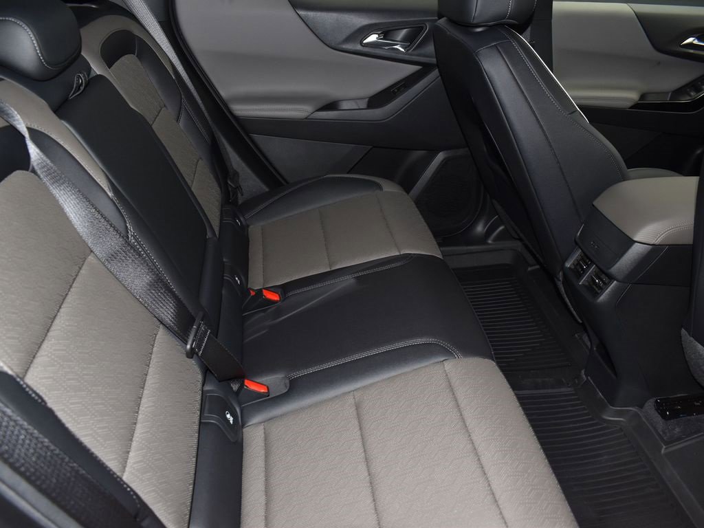 New 2026 Chevrolet Equinox LT w/ Convenience Package II image 20