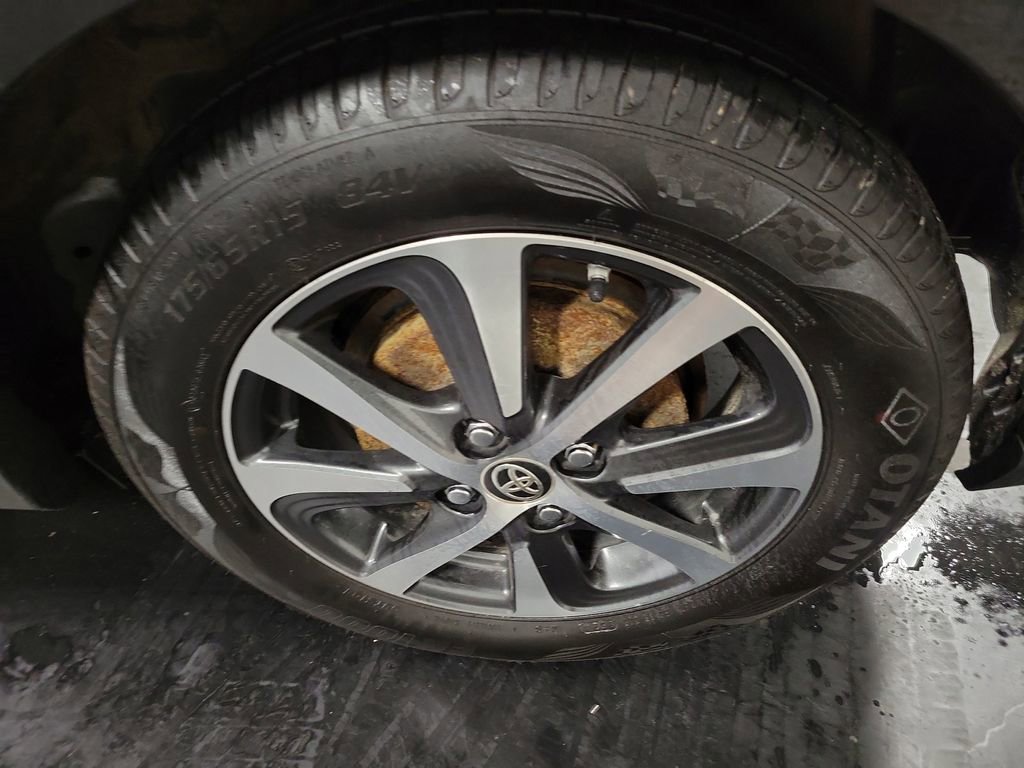 Used 2019 Toyota Prius C FWD image 10