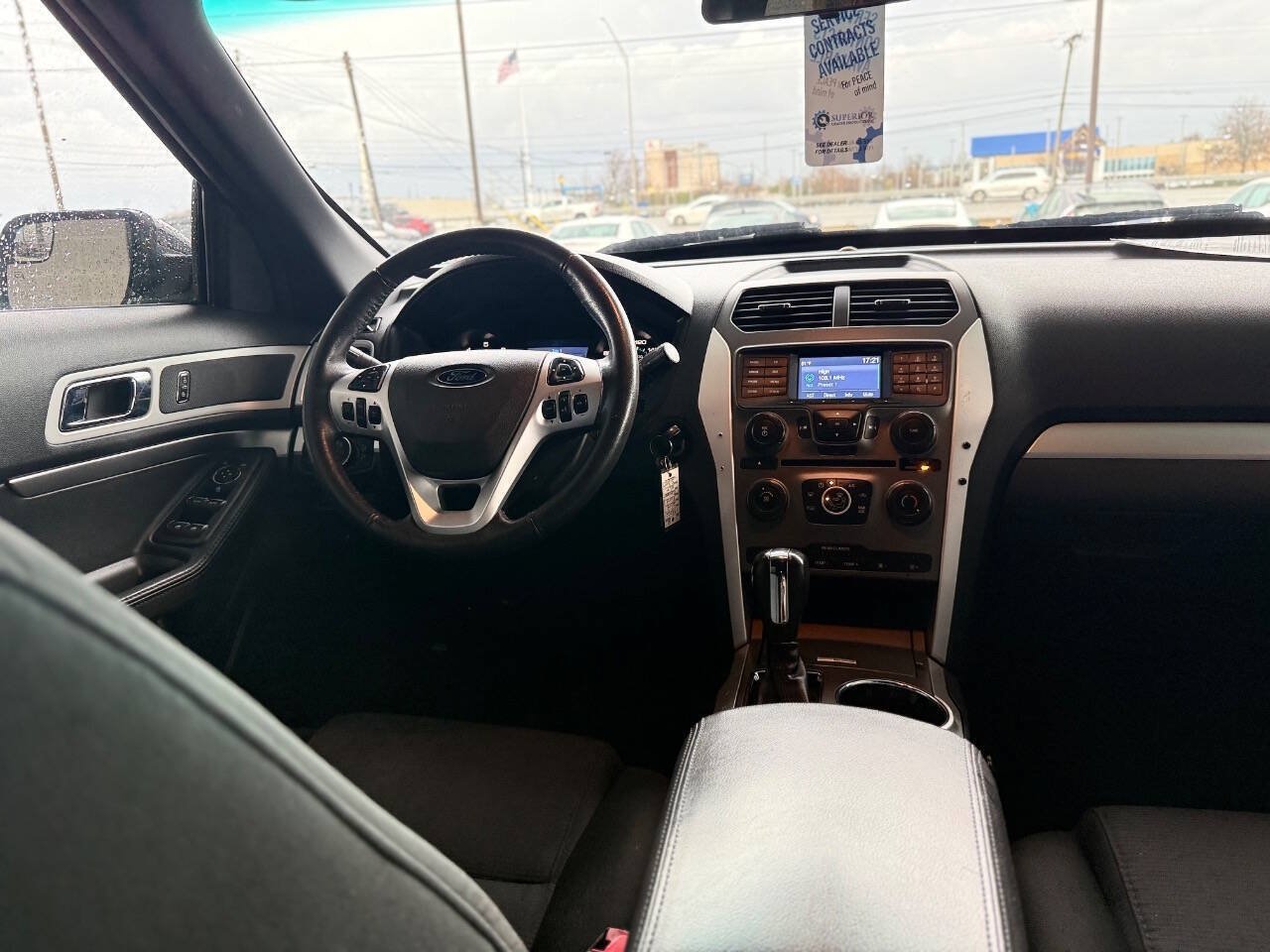 Used 2015 Ford Explorer XLT AWD/4WD image 39