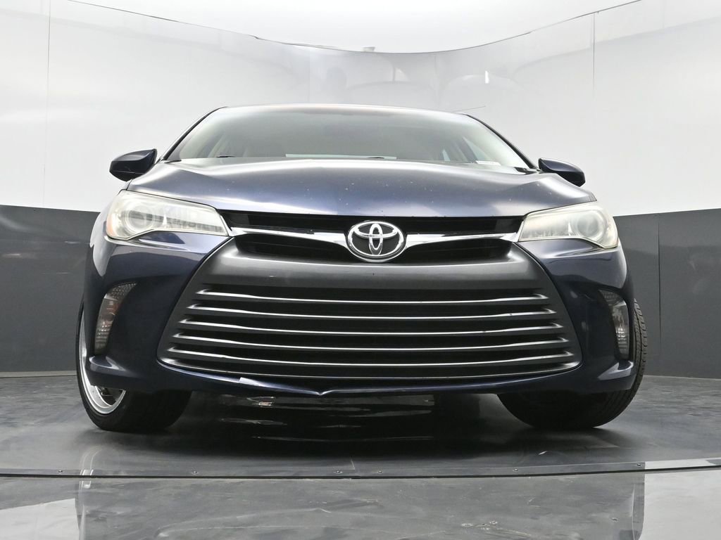 Used 2016 Toyota Camry LE image 20