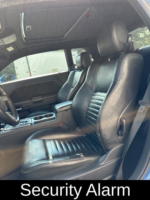 Used 2010 Dodge Challenger SE image 13