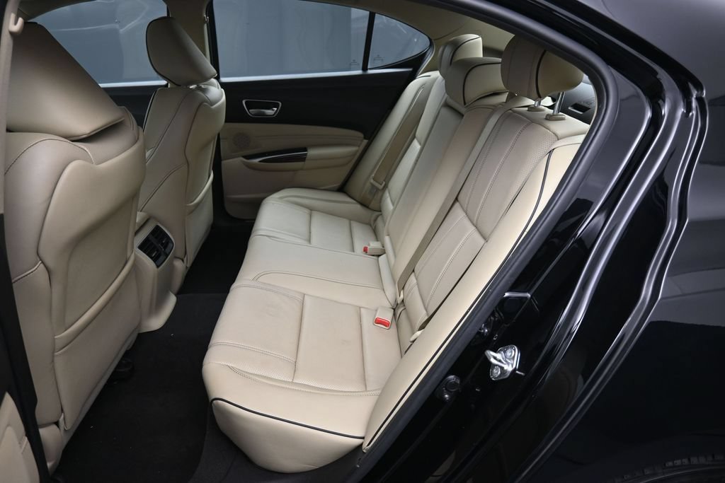 Used 2018 Acura TLX w/ Technology Package FWD image 22