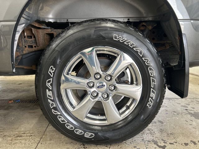 Used 2018 Ford F150 XLT w/ Equipment Group 302A Luxury image 8