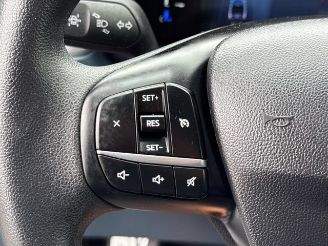 Used 2025 Ford Maverick XL w/ Equipment Group 102A AWD/4WD image 8