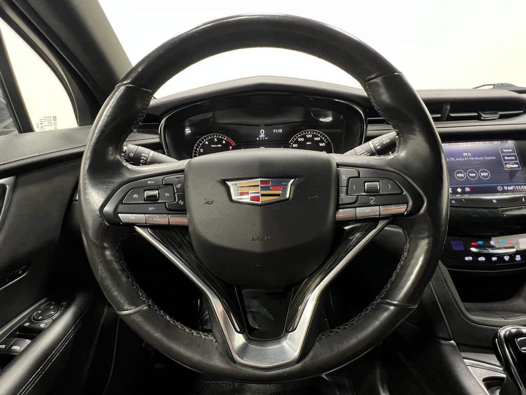 Used 2020 Cadillac XT6 Premium Luxury AWD/4WD image 23