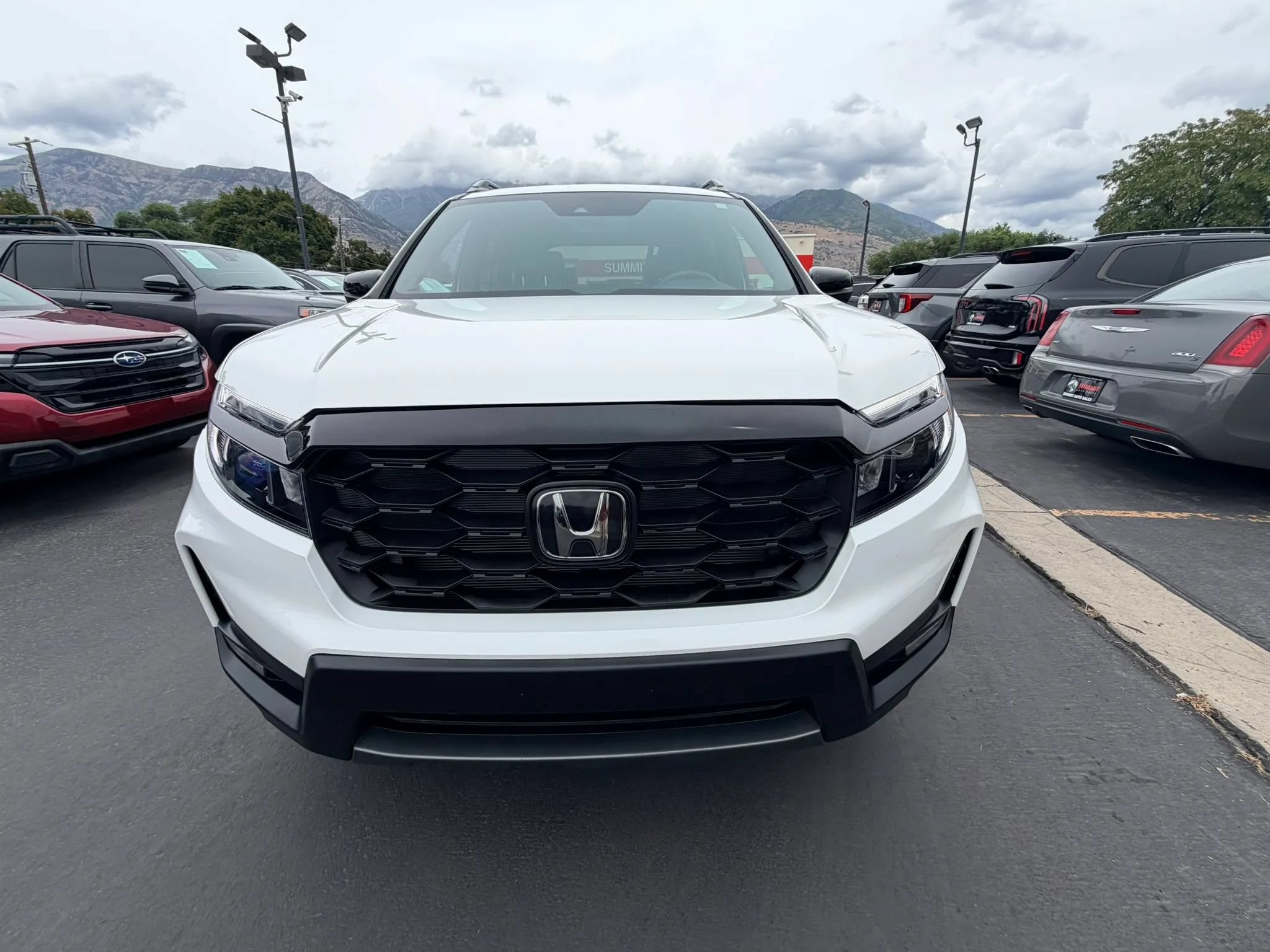 Used 2025 Honda Passport TrailSport image 9