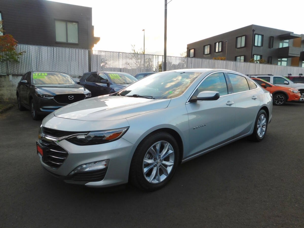 Used 2021 Chevrolet Malibu LT FWD image 4