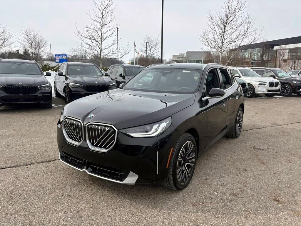 Used 2025 BMW X3 xDrive30i w/ Premium Package image 3