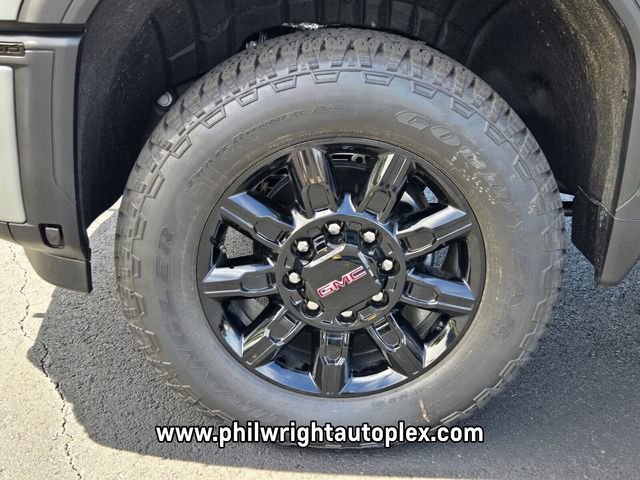 New 2026 GMC Sierra 2500 AT4 w/ LPO, Black Badging Package AWD/4WD image 15