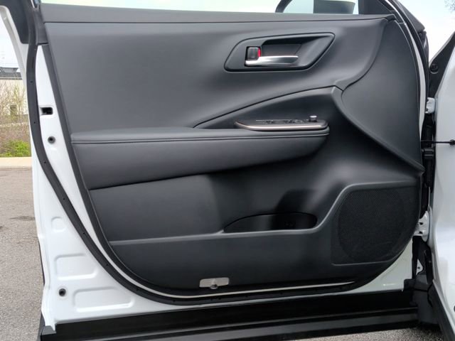 Certified 2023 Toyota Crown XLE image 10