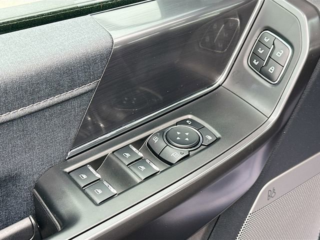 Used 2025 Ford F150 Lariat w/ Equipment Group 501A Mid AWD/4WD image 18