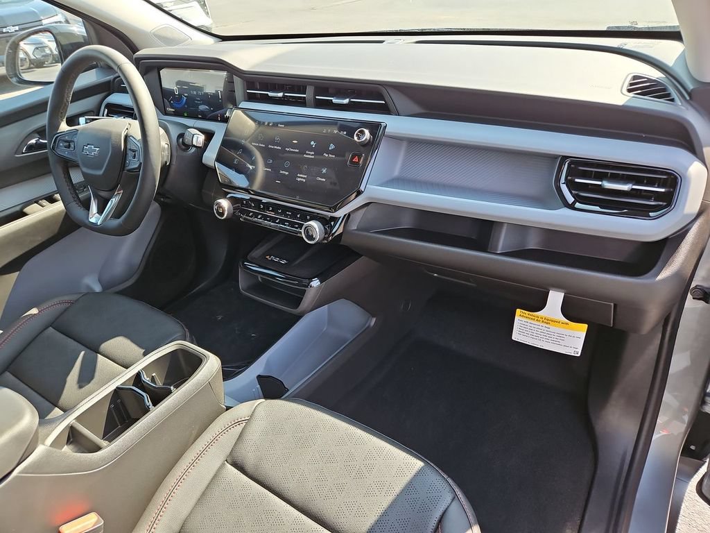 New 2027 Chevrolet Bolt RS w/ Technology Package FWD image 20