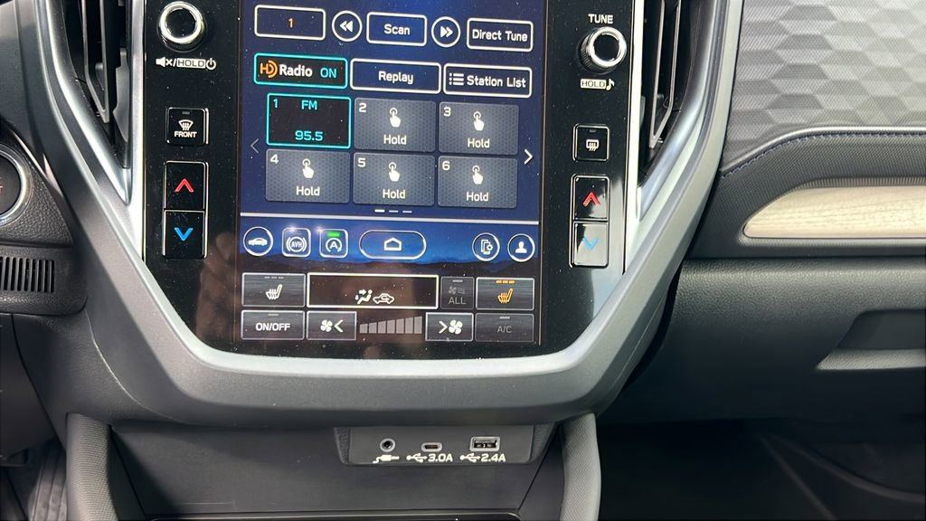 Used 2025 Subaru Forester Limited w/ Popular Package #2 image 32