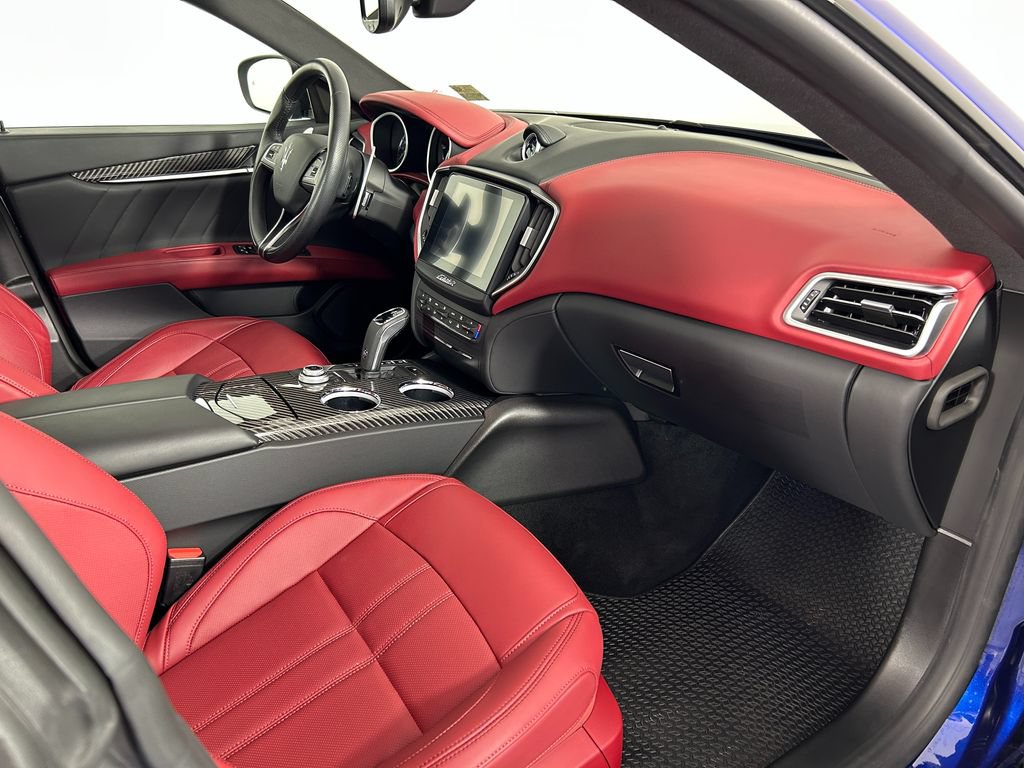 Used 2020 Maserati Ghibli S GranSport Q4 AWD/4WD image 22