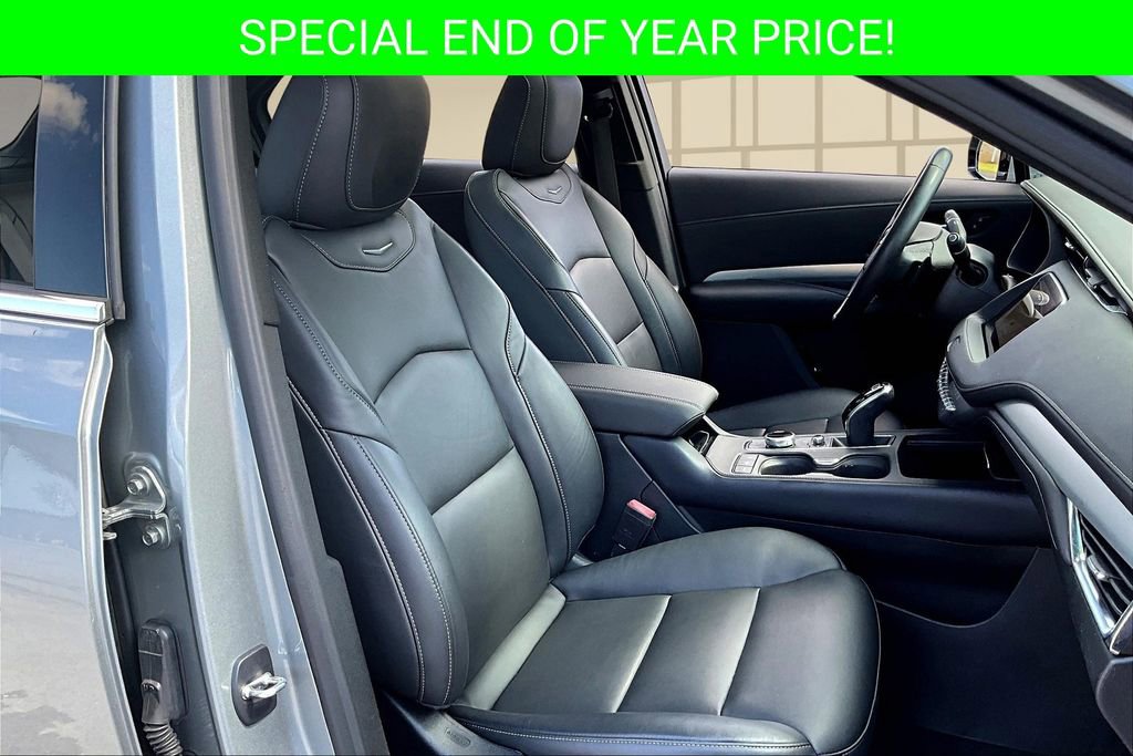 Used 2023 Cadillac XT4 Premium Luxury image 28
