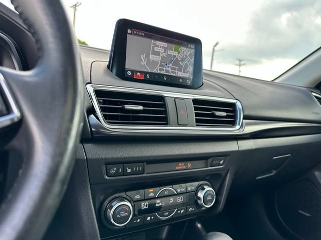 Used 2018 MAZDA MAZDA3 Grand Touring w/ Premium Equipment Package FWD image 17