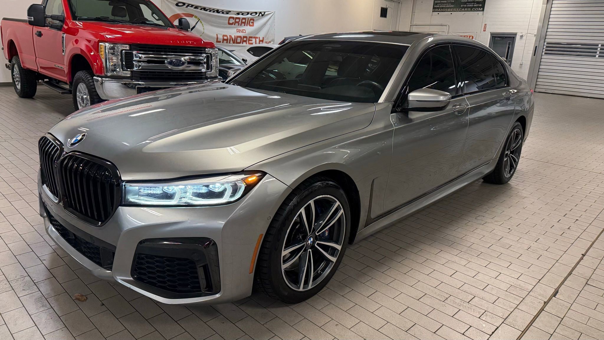 Used 2021 BMW 750i xDrive w/ Executive Package image 2