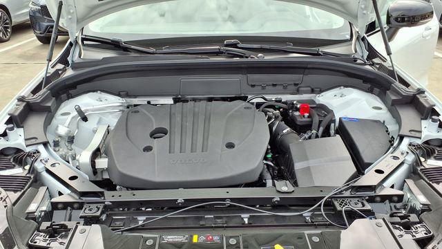 New 2026 Volvo XC60 B5 Plus w/ Protection Package Premier image 31