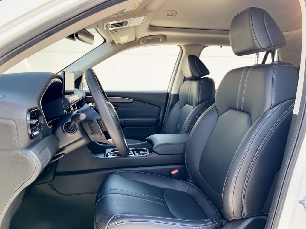 Used 2026 Honda Pilot Touring image 5