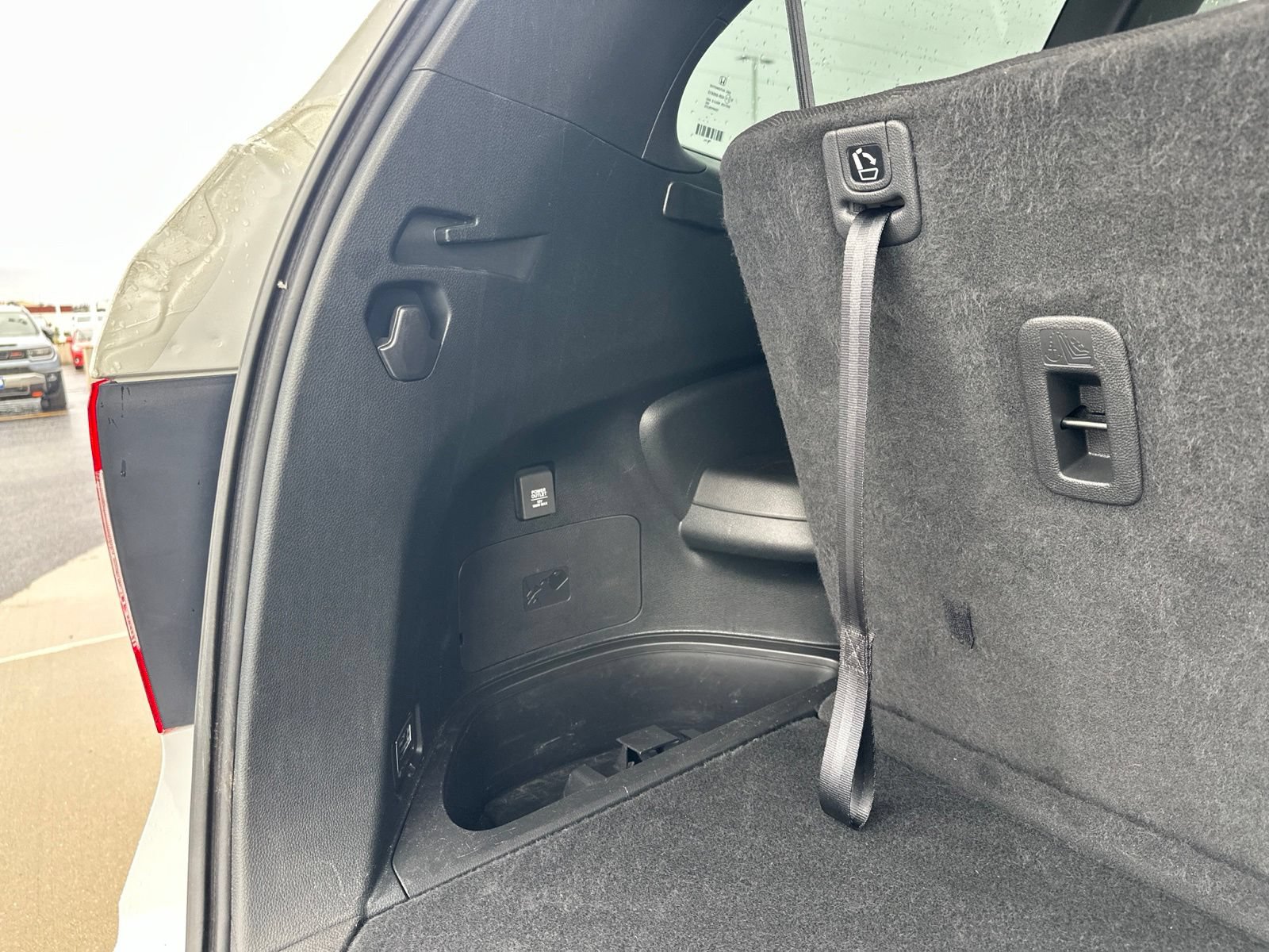Used 2022 Honda Pilot Sport image 32