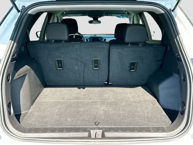 Used 2023 Chevrolet Equinox LT image 24