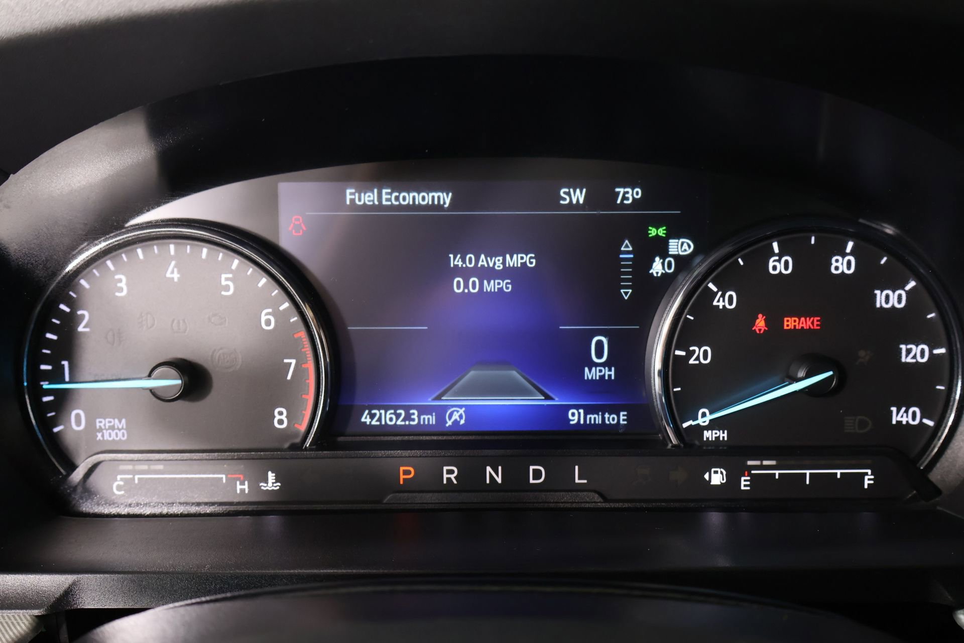 Used 2024 Ford Explorer XLT w/ Equipment Group 202A image 4