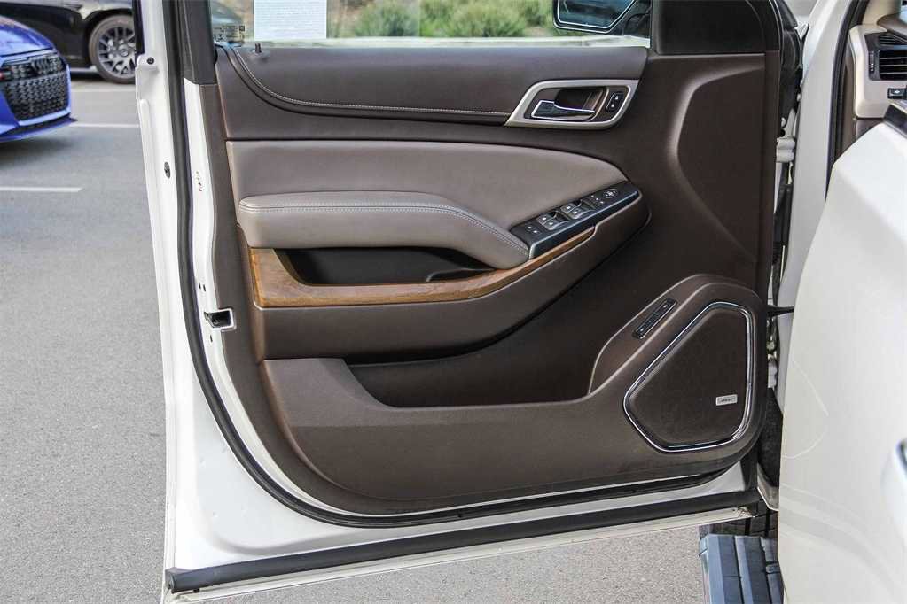 Used 2020 GMC Yukon Denali w/ Open Road Package image 21