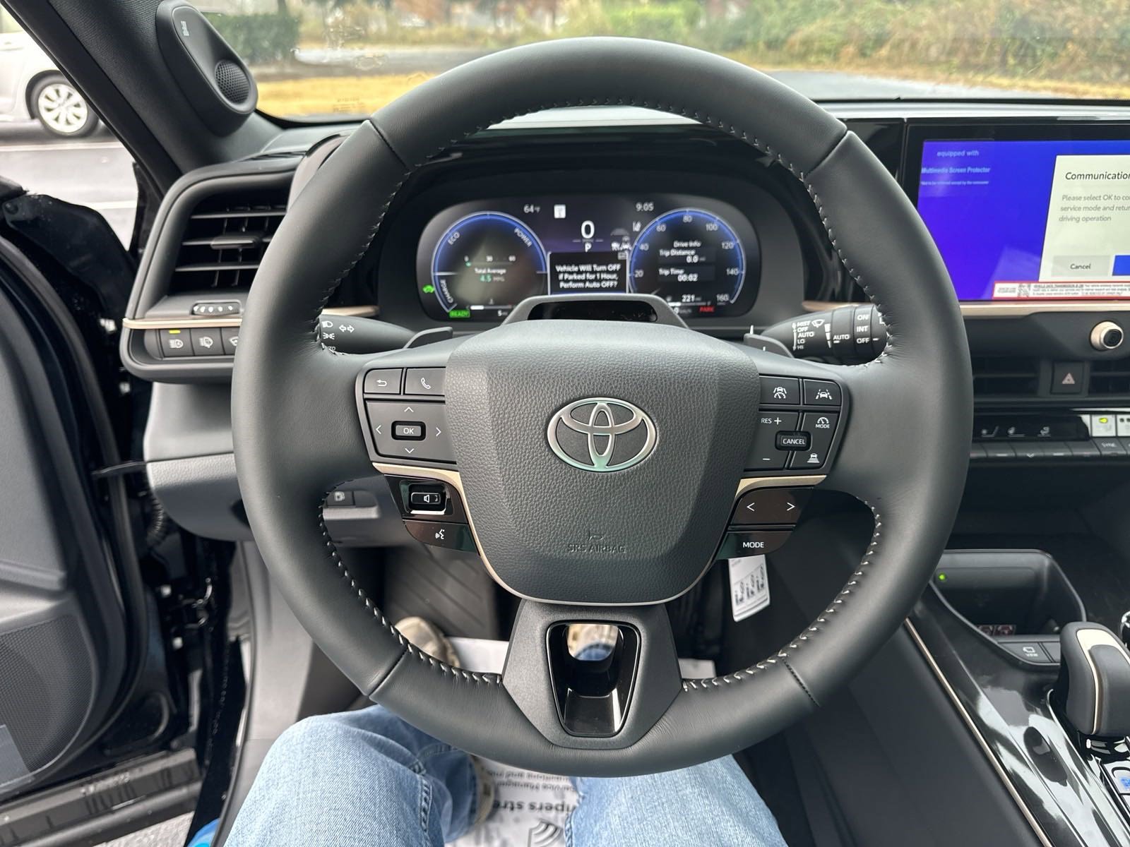 New 2025 Toyota Crown Signia w/ Advanced Technology Package AWD/4WD image 17